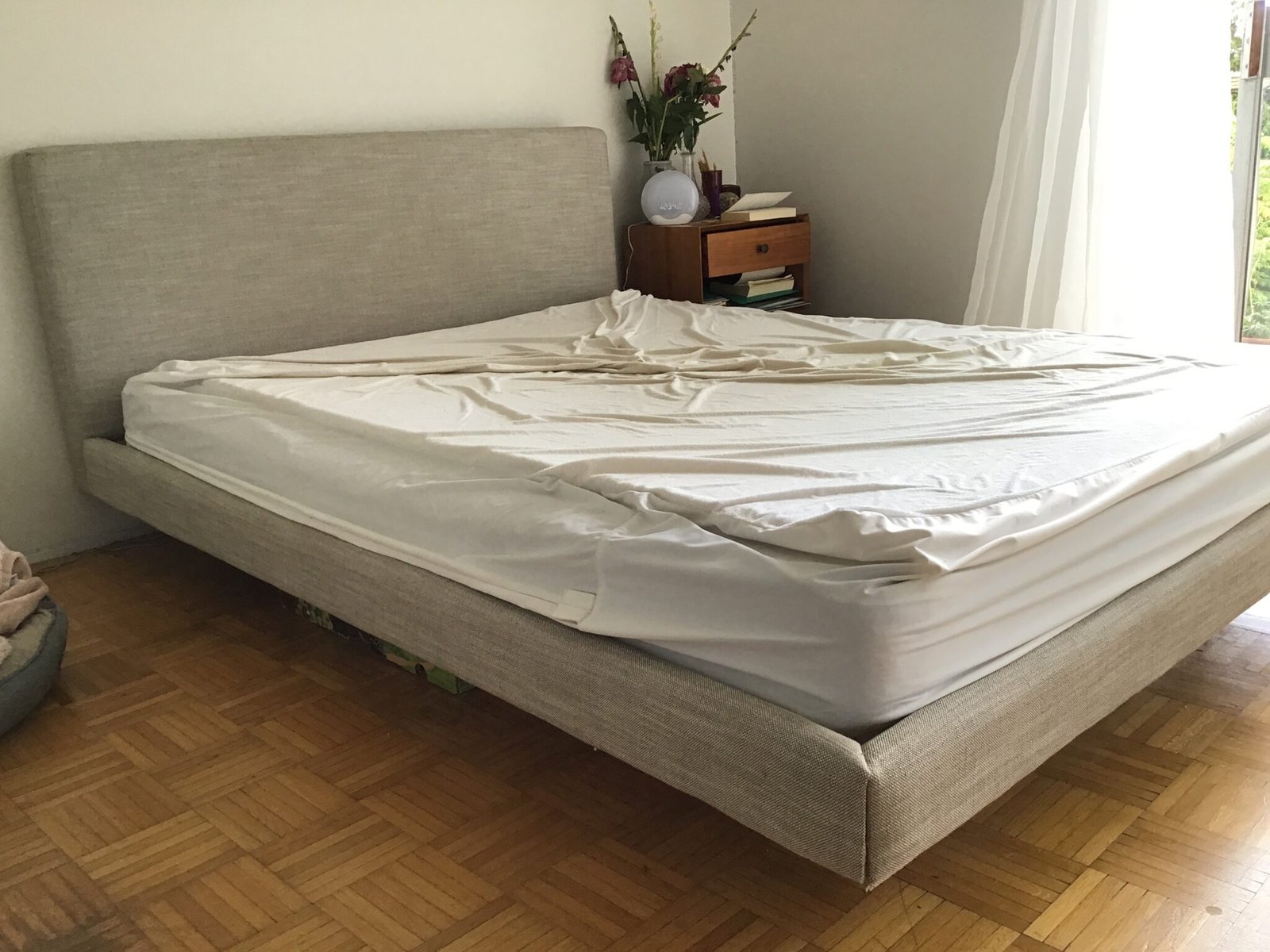 Bed 1 - No Mattress